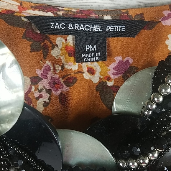 Zac & Rachel, Rust and black top, v-neck, petite - Picture 7 of 8